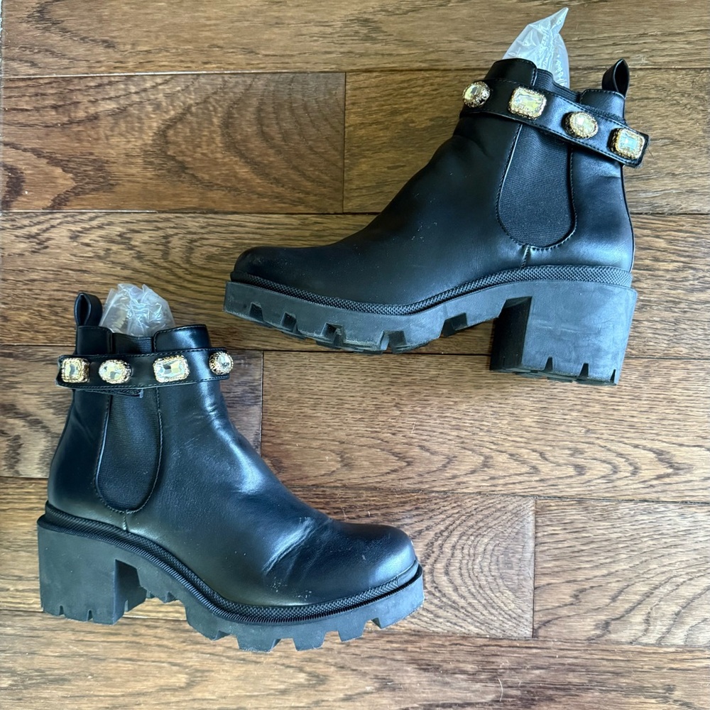 Steve Madden Amulet Ankle Boots – Black with Crystal Embellishment (Size 9) - Picture 2 of 4